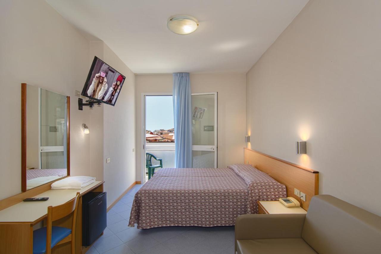 Hotel Sogno Viareggio Esterno foto